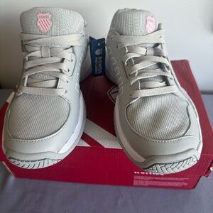 K-Swiss Kids' Light Gray and Pink Sneakers